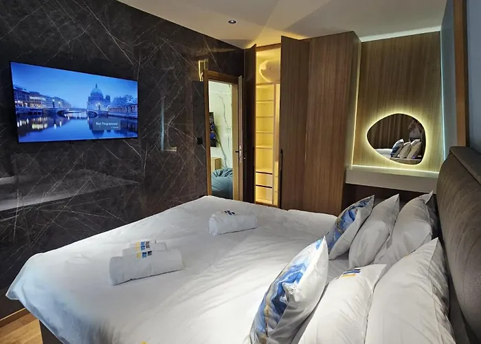 Apartment Blue Sky *